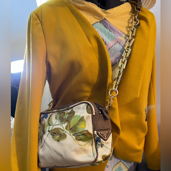 Authentic Prada shoulder bag - Picture 13 of 14